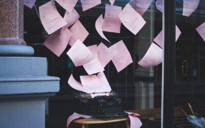 Reading Between the Outlines